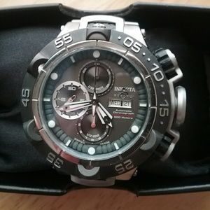 INVICTA Subacqua men's stainless steel watch.
